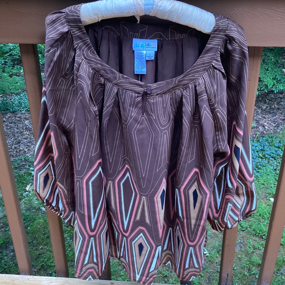 Denim & Co brown geometric blouse